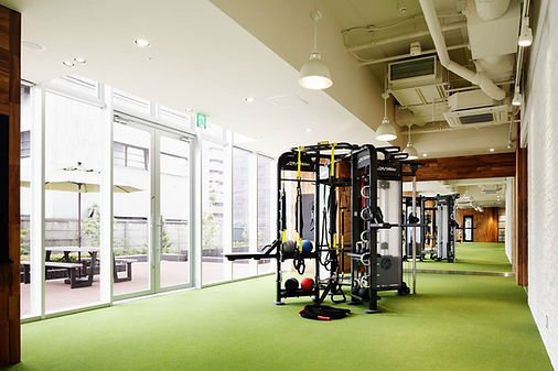 クオリア様トレーニング機器と空間画像